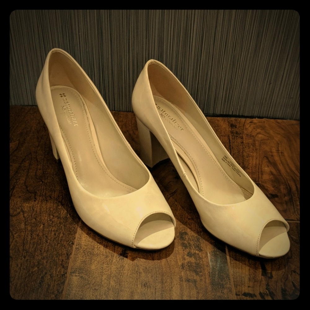 Naturalizer N5 Comfort heels